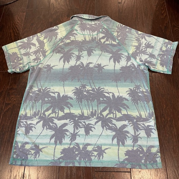 Tommy Bahama  IslandZone Palm Printed Polo Shirt Men’s Size Medium - Picture 4 of 9